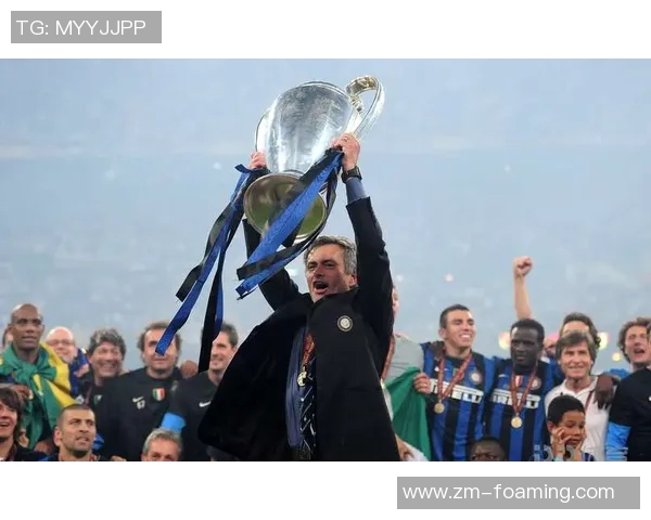 足球明星赛场上的音乐魅力与情感共鸣探讨 足球明星赛场上的音乐魅力与情感共鸣探讨